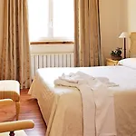 El Milano Real Hotel 3*