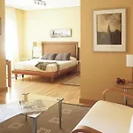 El Milano Real 3* Hoyos del Espino