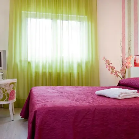 El Milano Real 요요스델에스피뇨