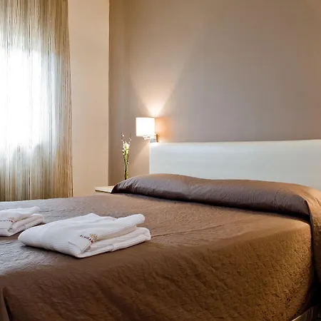 El Milano Real Hotel Hoyos del Espino