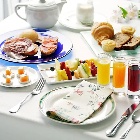 El Milano Real 3* 요요스델에스피뇨