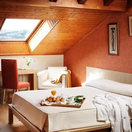 호텔 El Milano Real 3*