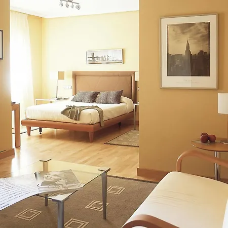 El Milano Real 3* Hoyos del Espino