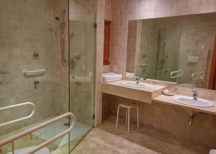 El Milano Real Hotel 3*