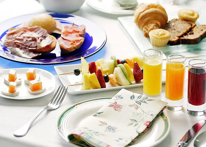 El Milano Real 3* Hoyos del Espino