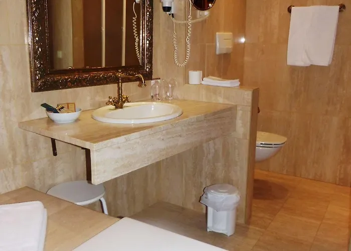 El Milano Real Hotel