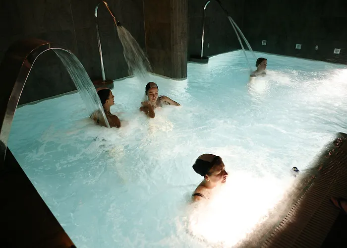 El Milano Real 요요스델에스피뇨